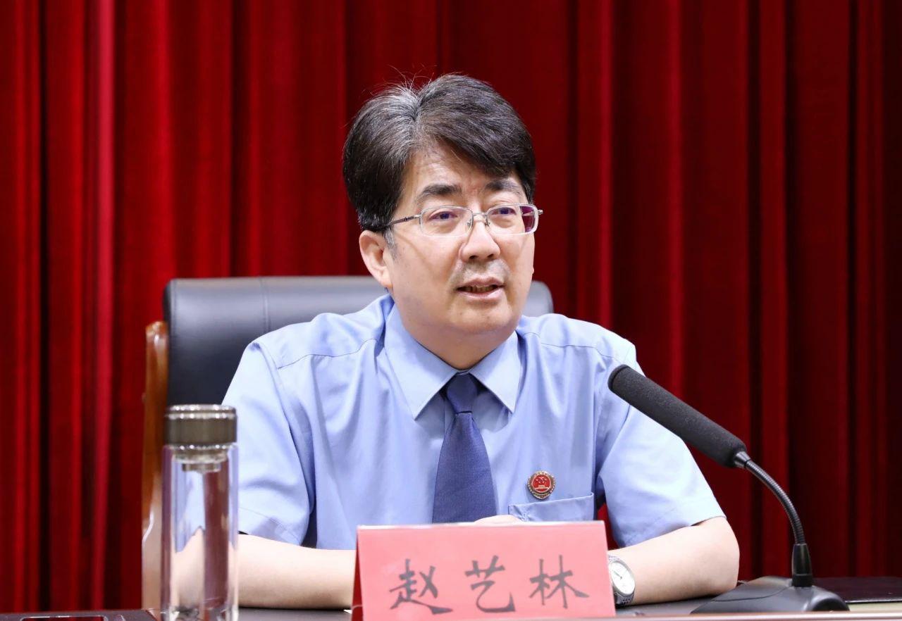 市检察院党组书记、检察长赵艺林讲“七一”专题党课