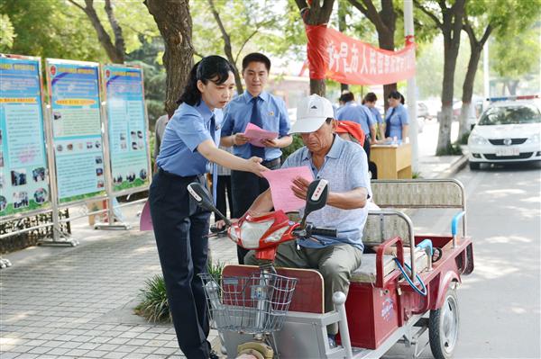 许昌县人口_许昌县人社局志愿者开展文明交通劝导活动 -许昌文明网
